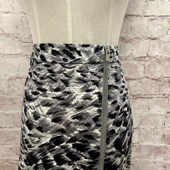 Talbots Gray Leopard Animal Print Zipper Pencil Skirt Size 12 Womens NEW - Picture 3 of 4